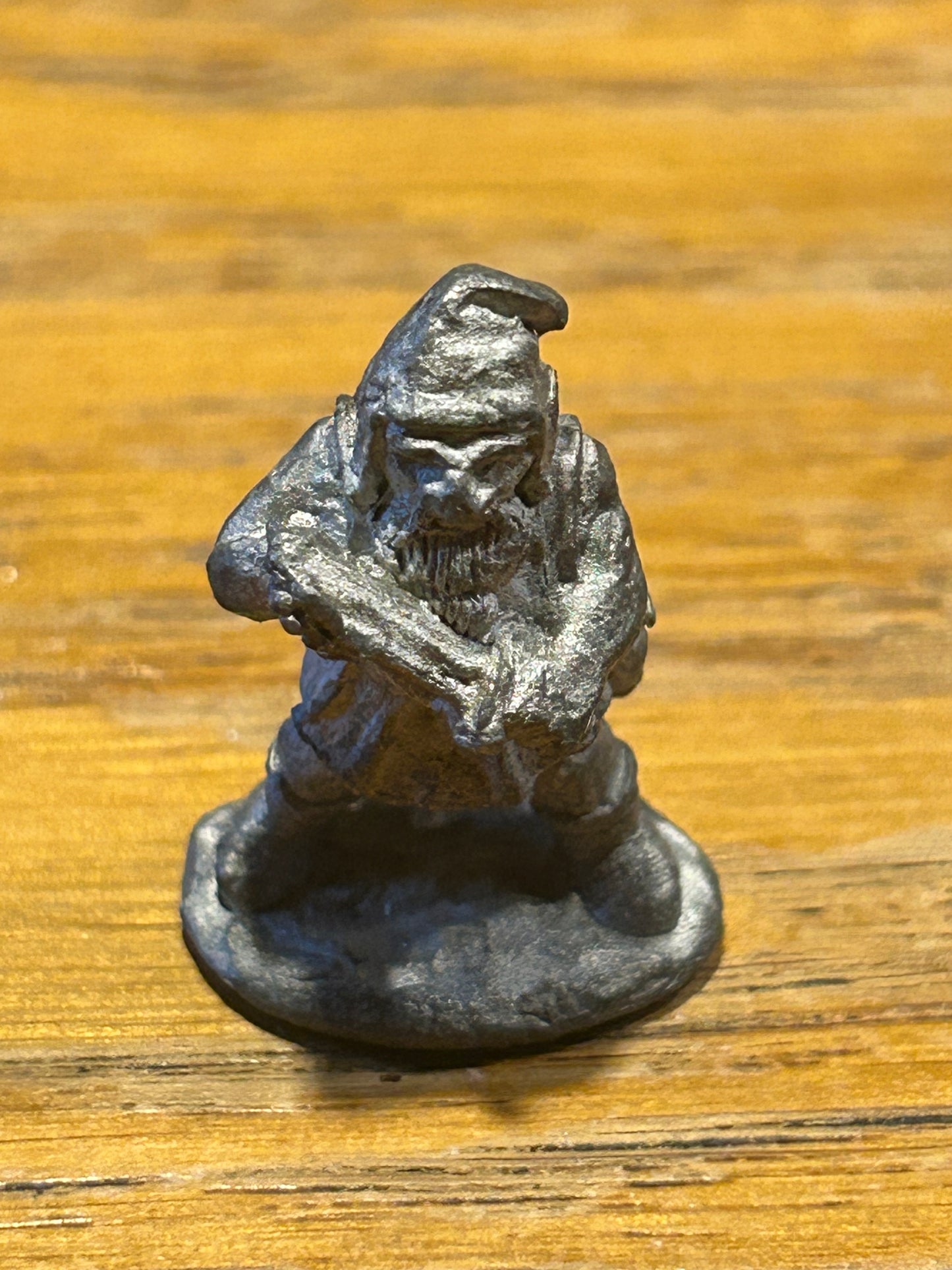 C06/2b Dwarf Thief w. Short Sword Citadel Pre Slotta C06 dwarf adventurers warhammer fantasy
