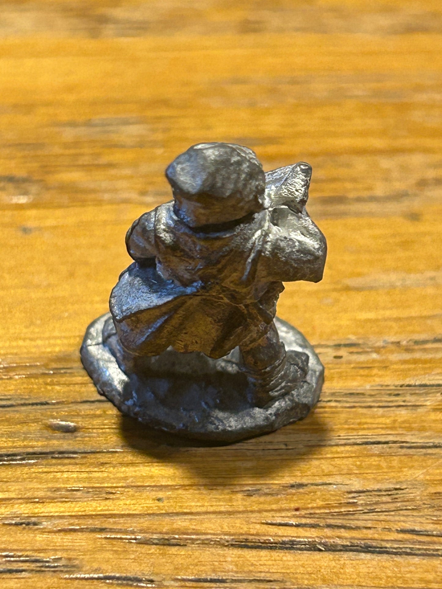 C06/2b Dwarf Thief w. Short Sword Citadel Pre Slotta C06 dwarf adventurers warhammer fantasy