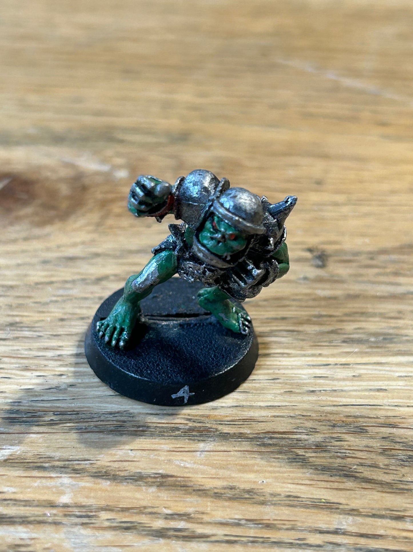 Warhammer: Blood Bowl - Orc catcher(oop metal)