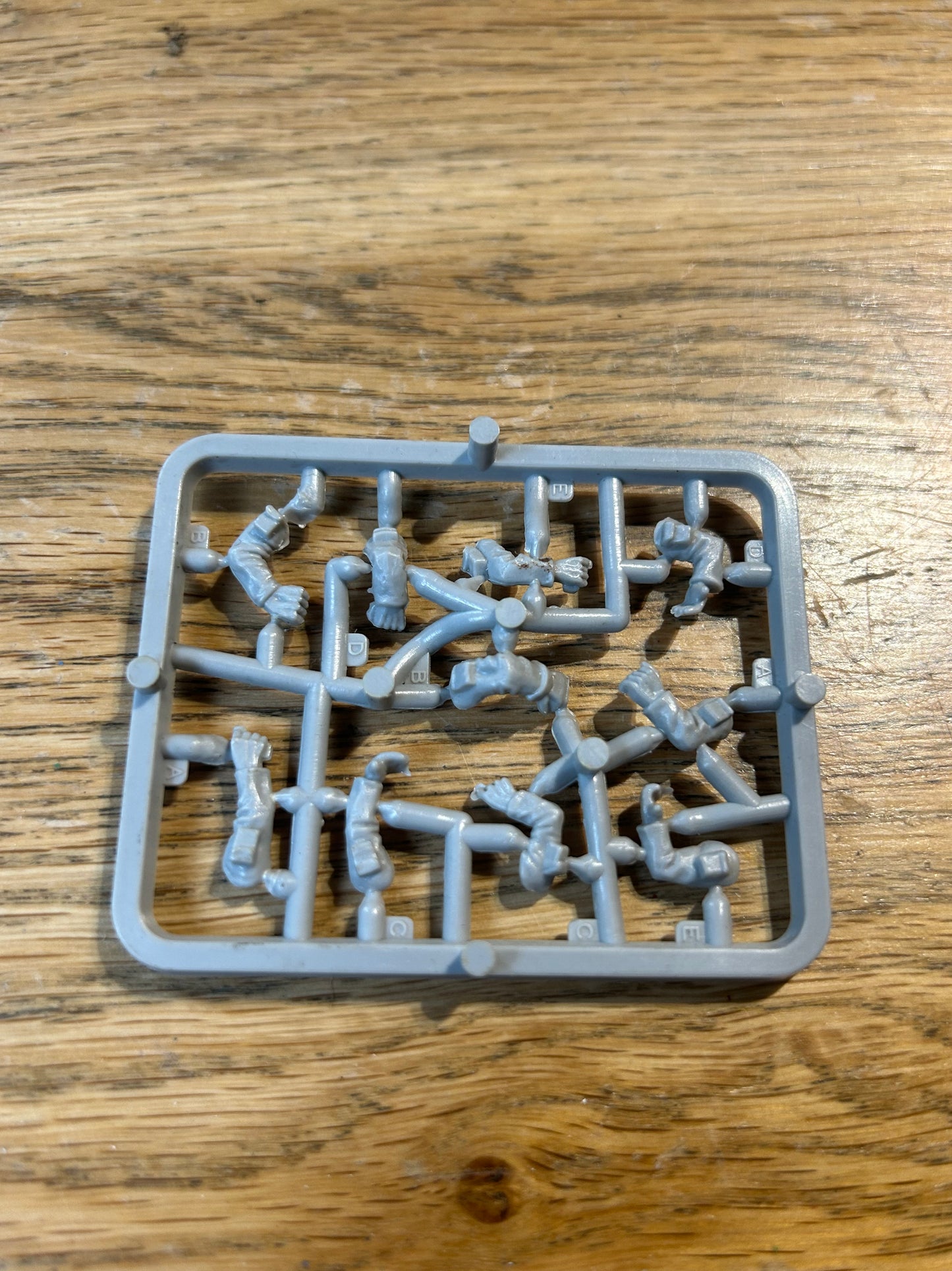 Warhammer 40k Rogue Trader Imperial Army Imperial Guard Arms Sprue OOP 80's