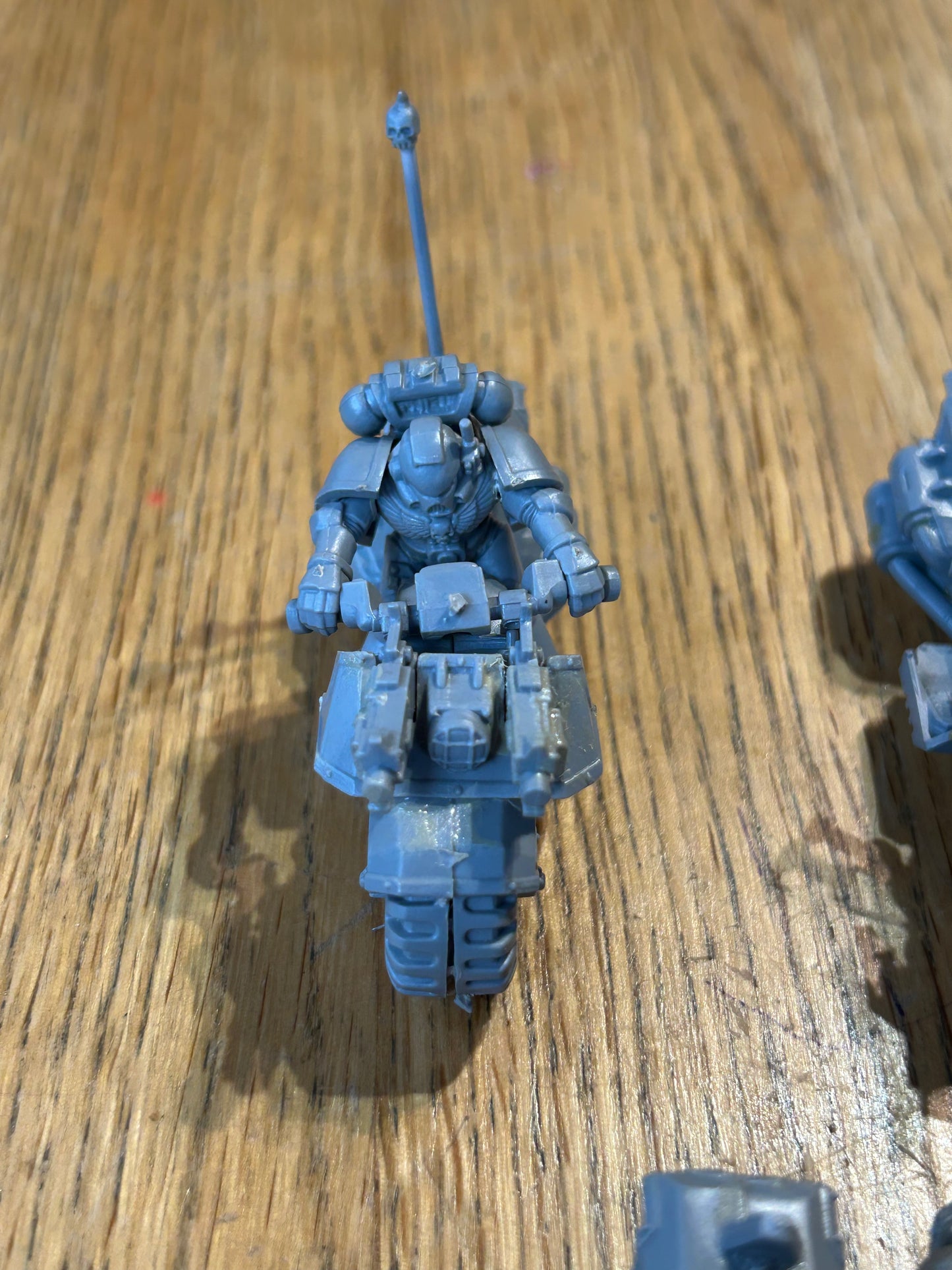 Warhammer 40k attack bikes x2 and attack bike with sidecar space marines (one rider is missing)