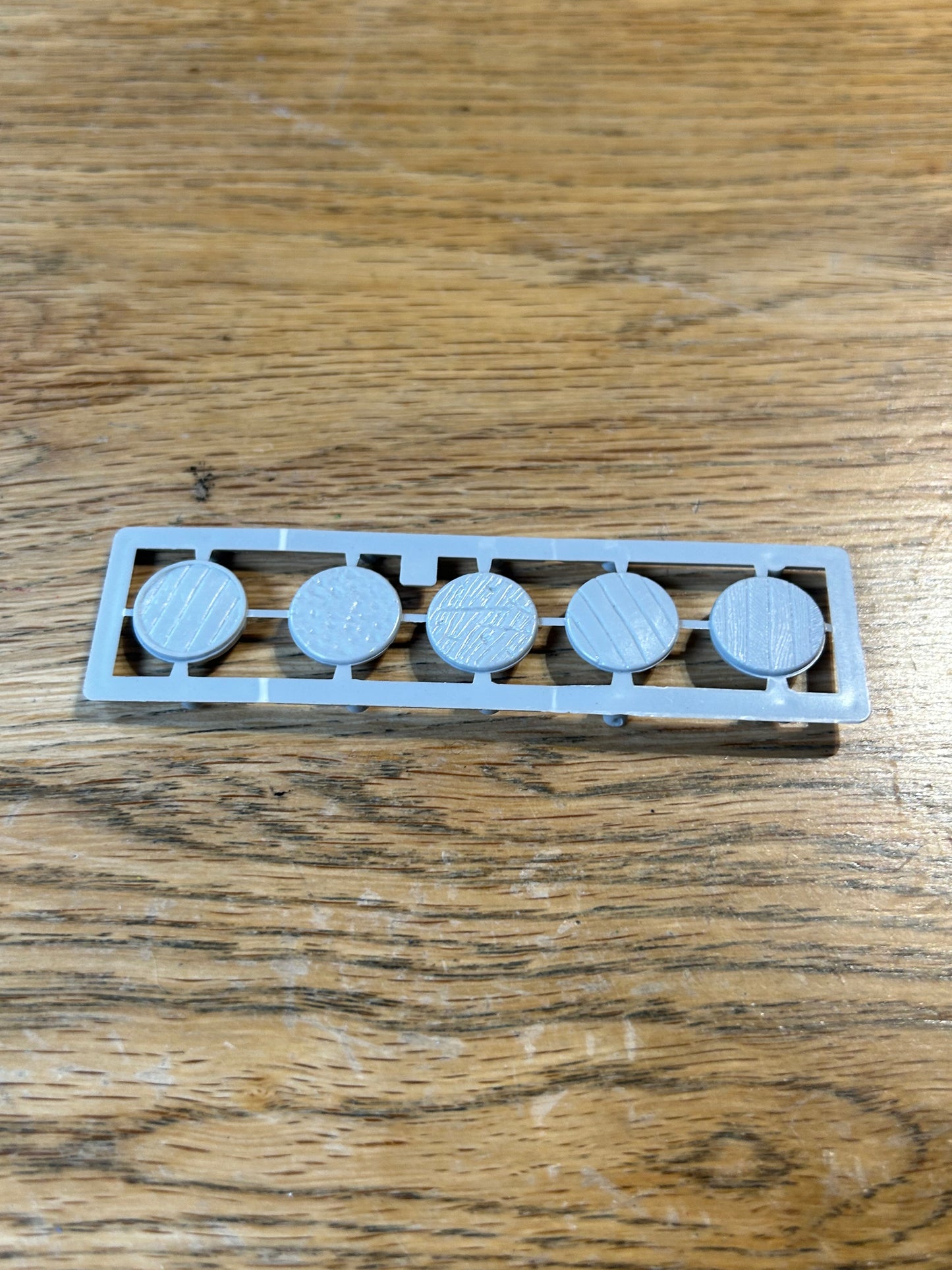 Warhammer fantasy regiments shields Sprue (5 available)