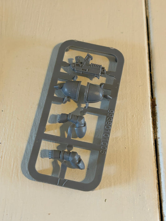Warhammer Space Marines Army - 2nd/3rd Edition Arms Weapon Sprue (2 available)