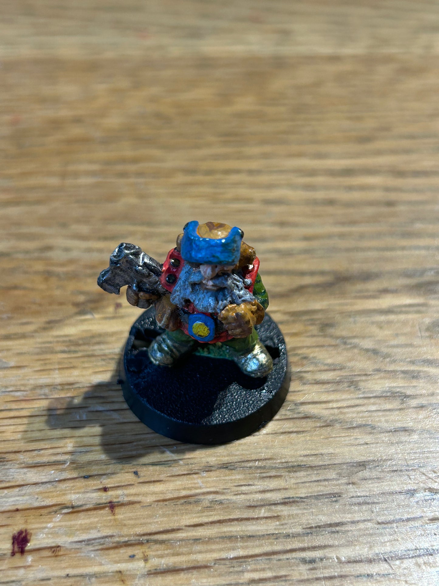 Warhammer 40k rogue trader iron claw squat with autogun (autogun has been cut down to look like a bolt pistol)