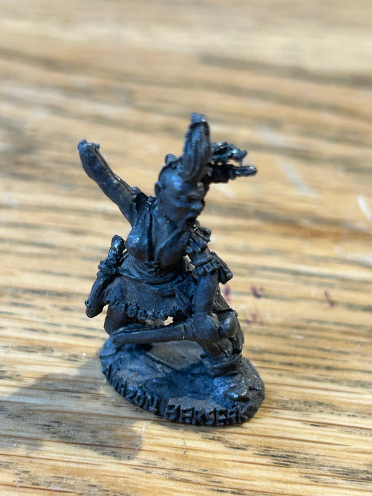 1984 Amazon C30 Berserker Citadel Pre Slotta Female Warhammer Female Fighter GW (missing hand with sword)