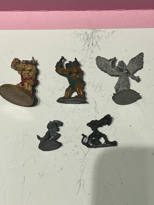 Warhammer fantasy monsters broken lot (weapons are broken) fiend factory