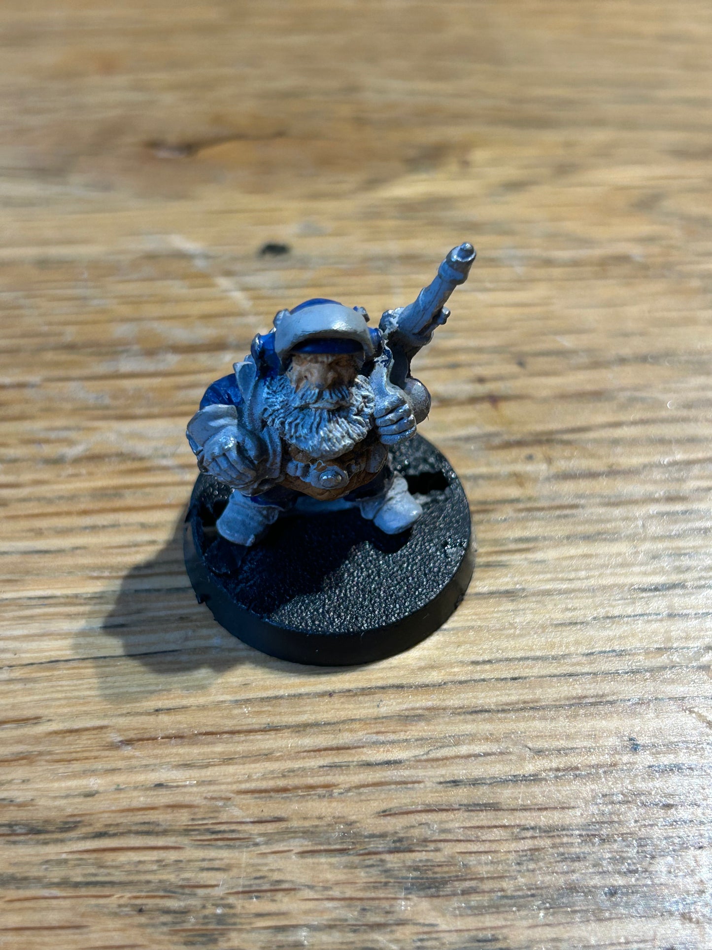 Citadel Warhammer 80s 40K Iron Claw Squat with lasgun