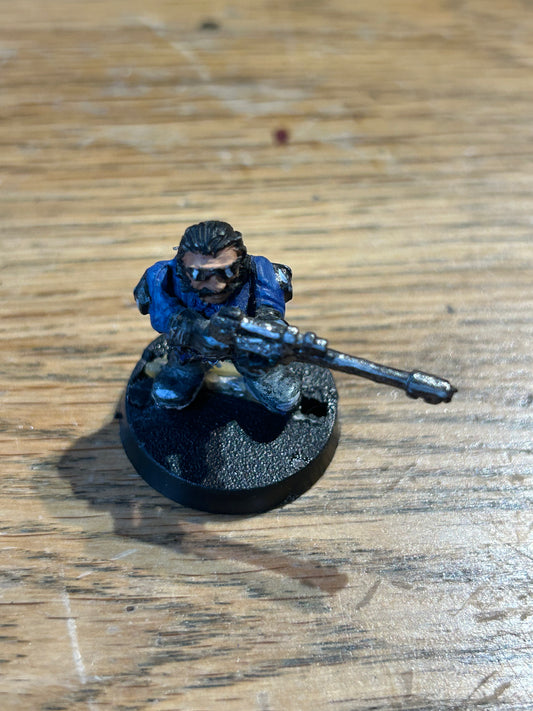 Warhammer 40k Rogue Trader Space Dwarf biker on foot