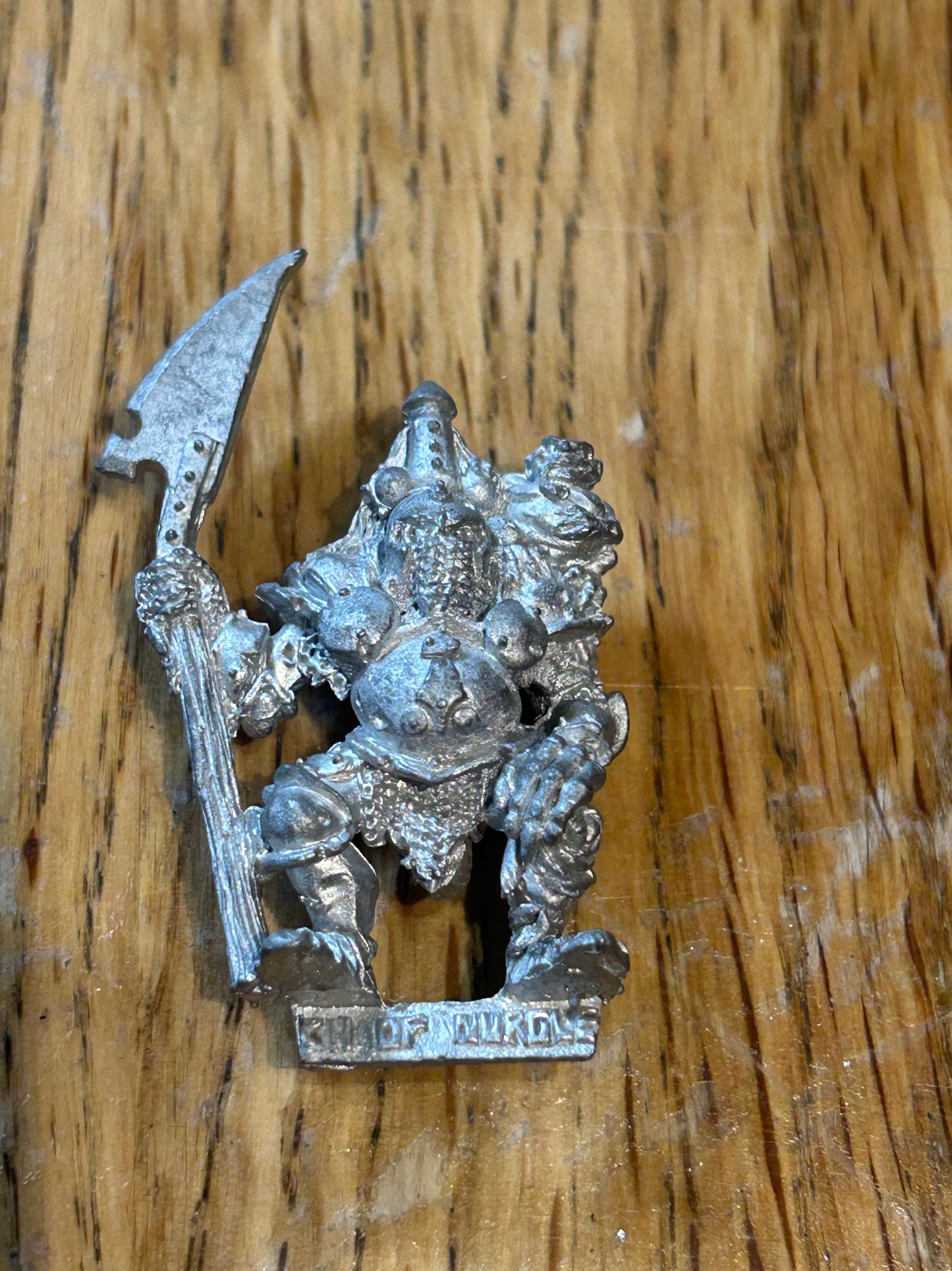 Warhammer Fantasy Warriors of Chaos Champion of Nurgle with halberd