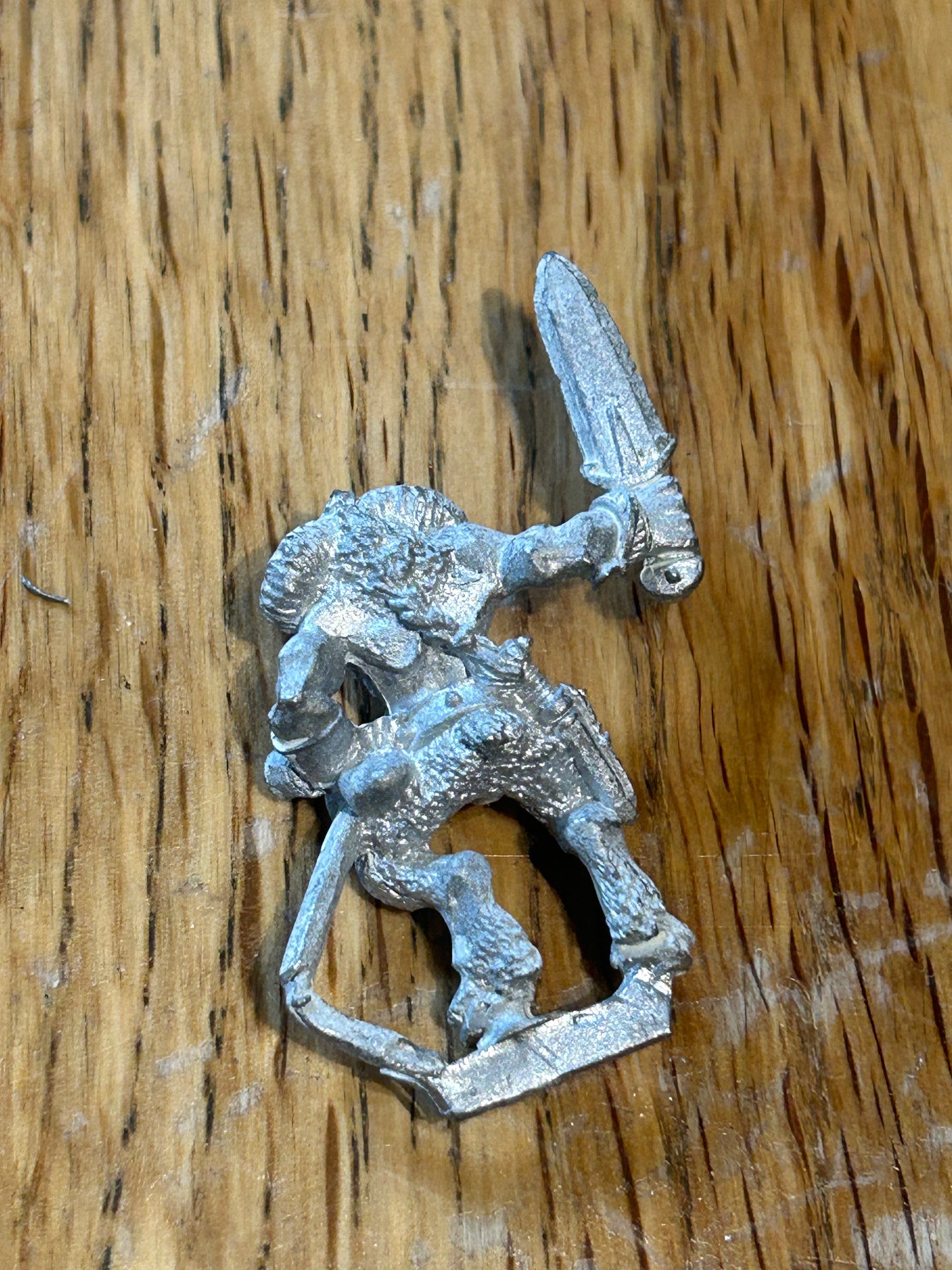 Warhammer Fantasy - Beasts of Chaos - MB9 Beastman Trooper B [Metal] Marauder