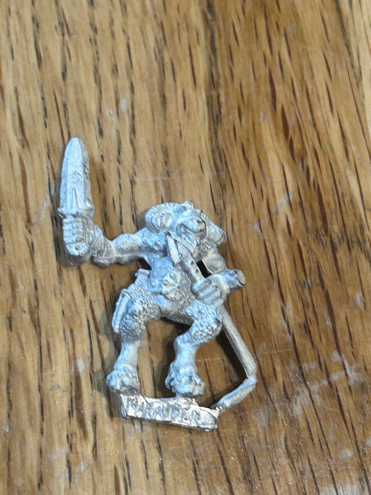 Warhammer Fantasy - Beasts of Chaos - MB9 Beastman Trooper B [Metal] Marauder