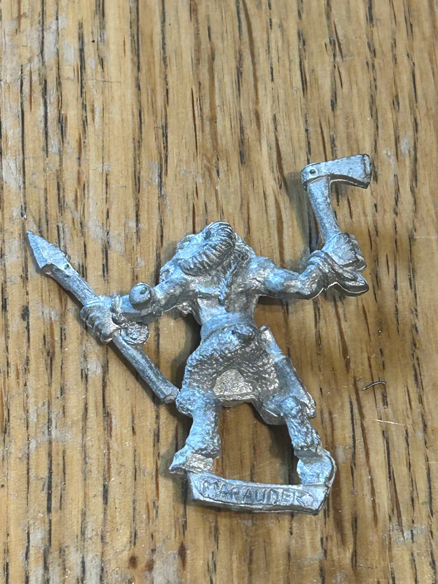 Warhammer Fantasy - Beasts of Chaos - MB9 Beastman Trooper A [Metal] Marauder