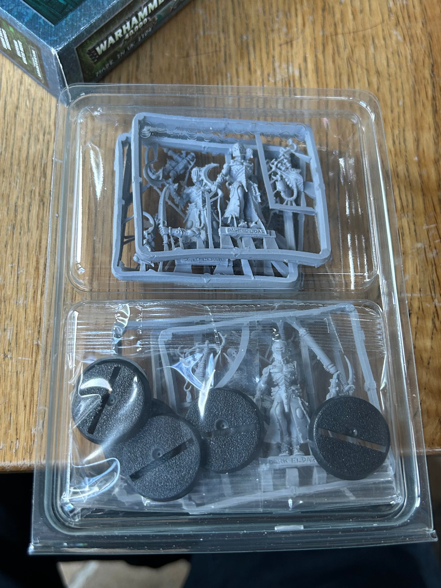 Warhammer 40k - Dark Eldar / Drukhari Wracks (x5) - Brand New in opened Box