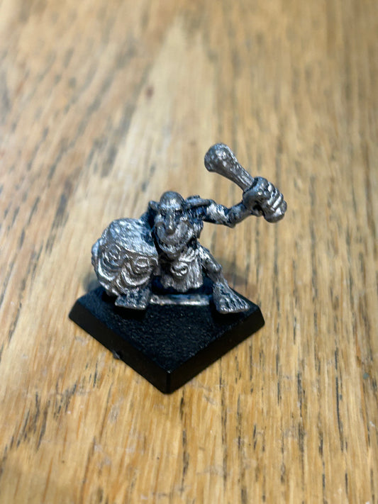 Warhammer fantasy forest goblin drummer