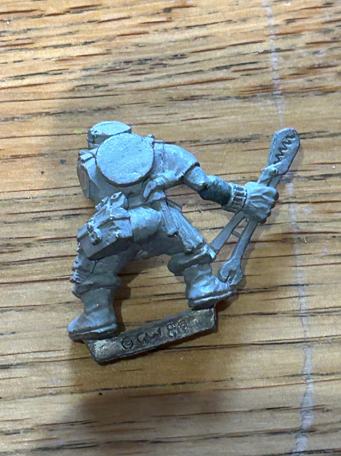 Warhammer 40k Ork Mek Boy with cutters