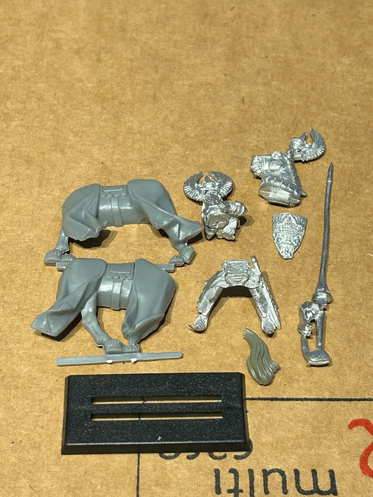 Warhammer fantasy bretonnian grail knight 5th edition