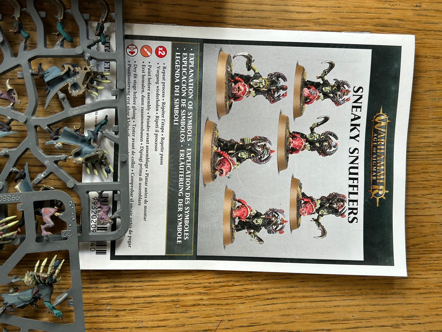 Warhammer Age of Sigmar Gloomspite Gitz Sneaky Snufflers painted on Sprue