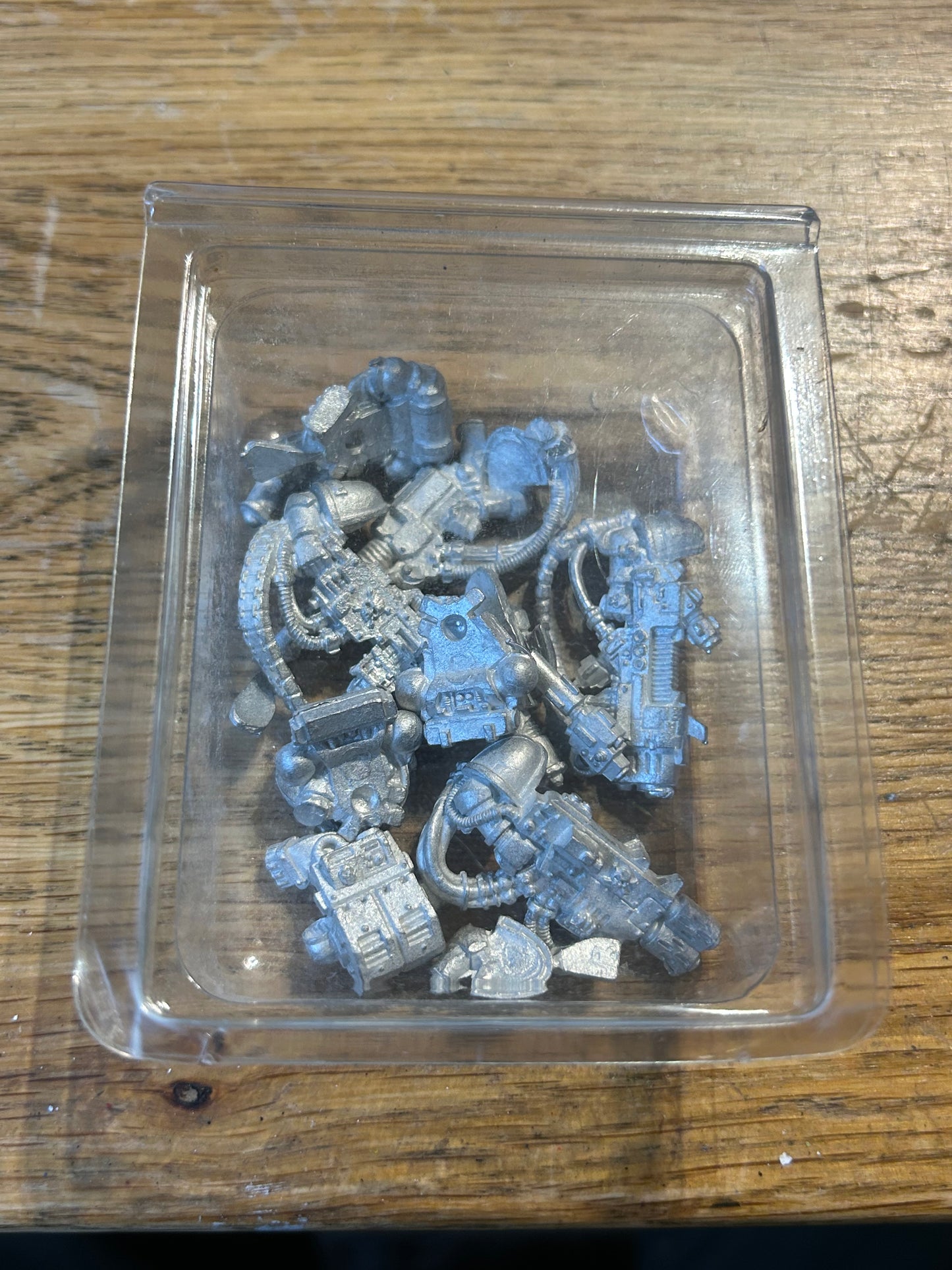 Warhammer 40k space marine devastators metal parts (complete set of 3rd edition metal parts)