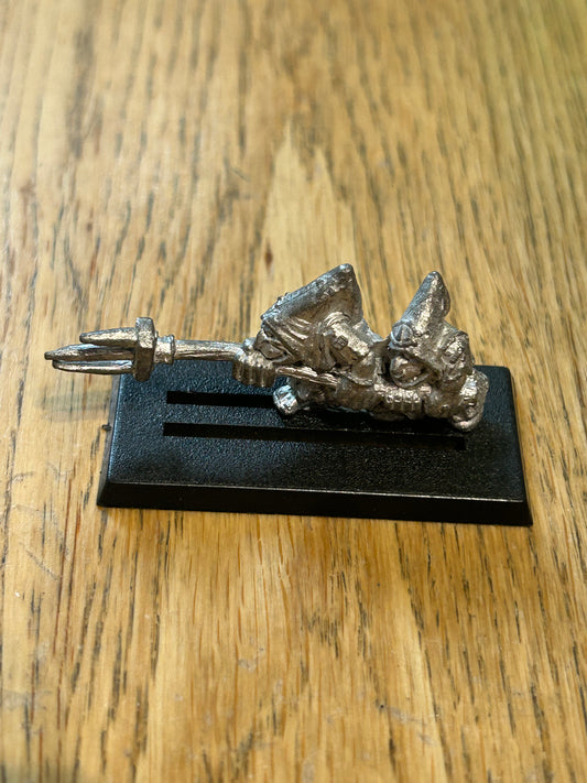 Warhammer fantasy might goblin squig herder