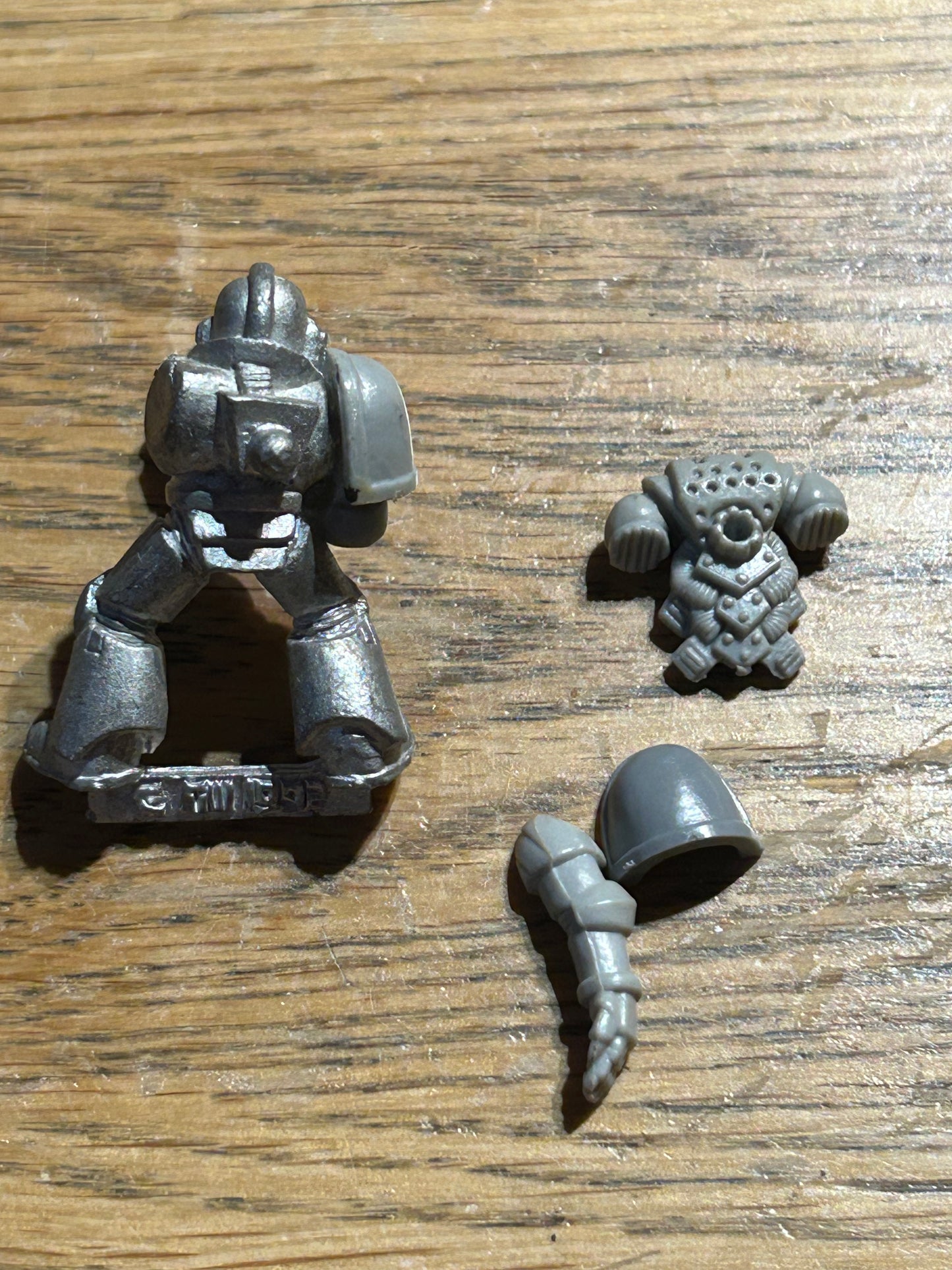 Classic Space Marine  - tactical marine Warhammer 40K Metal