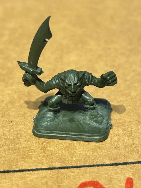 Warhammer fantasy heroquest goblin with sword  x1 (12 available)