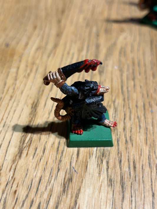 WARHAMMER FANTASY SKAVEN METAL ESHIN ASSASSIN PAINTED RATMAN