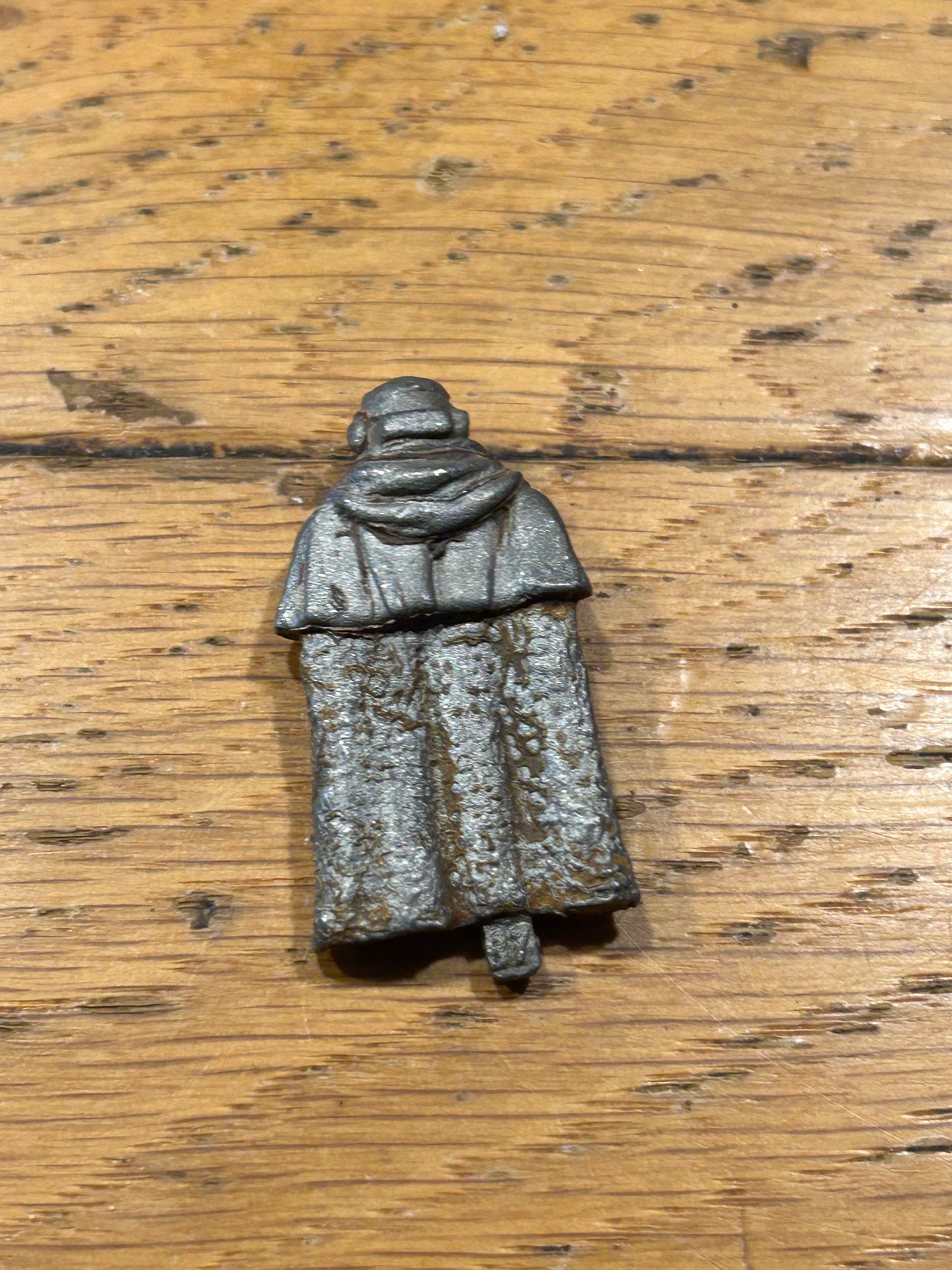 Warhammer 40k Marneus Calgar Rogue Trader imperial commander on throne banner/armour stand