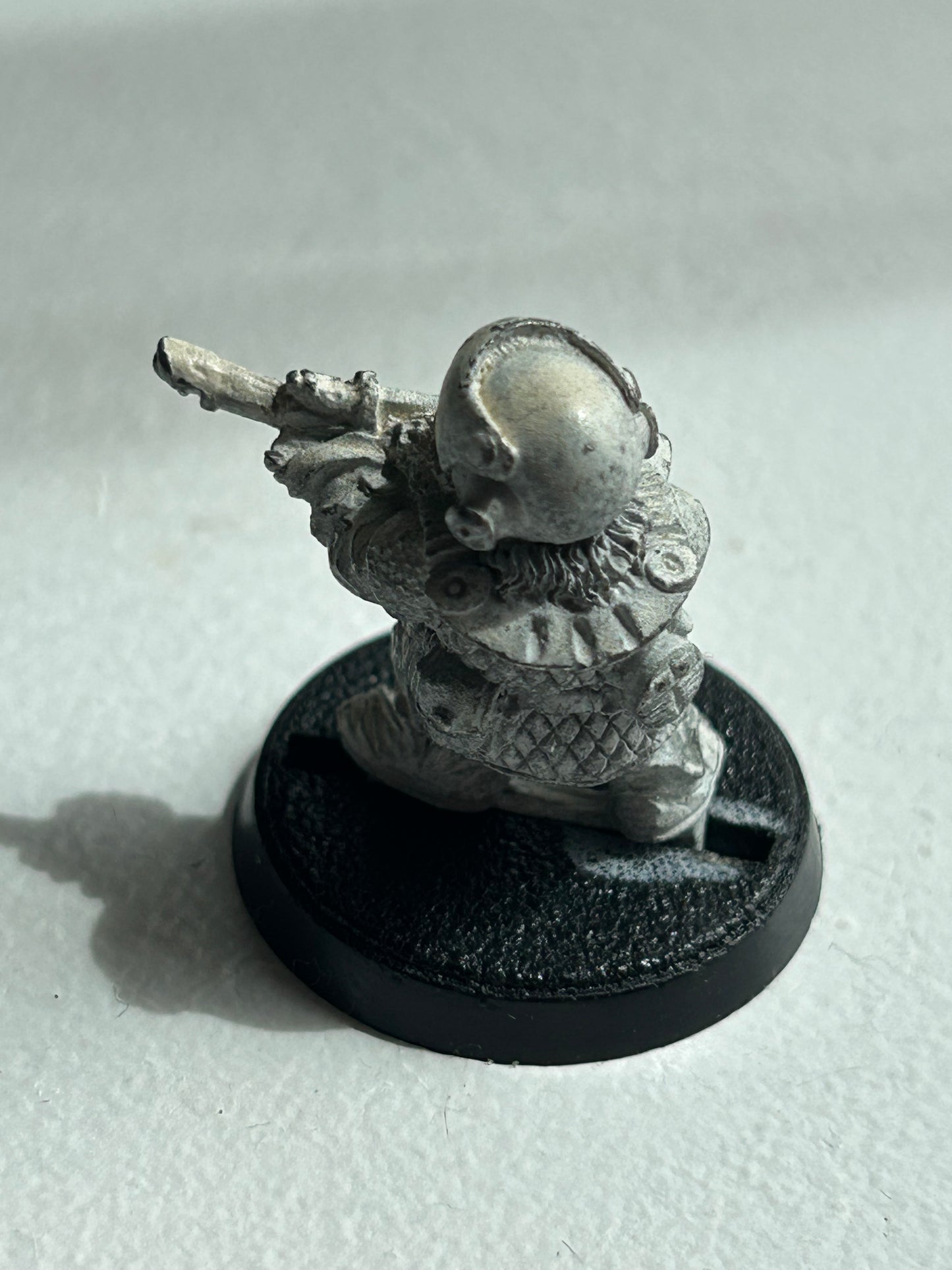Citadel Warhammer 80s 40K Iron Claw Squat with lasgun