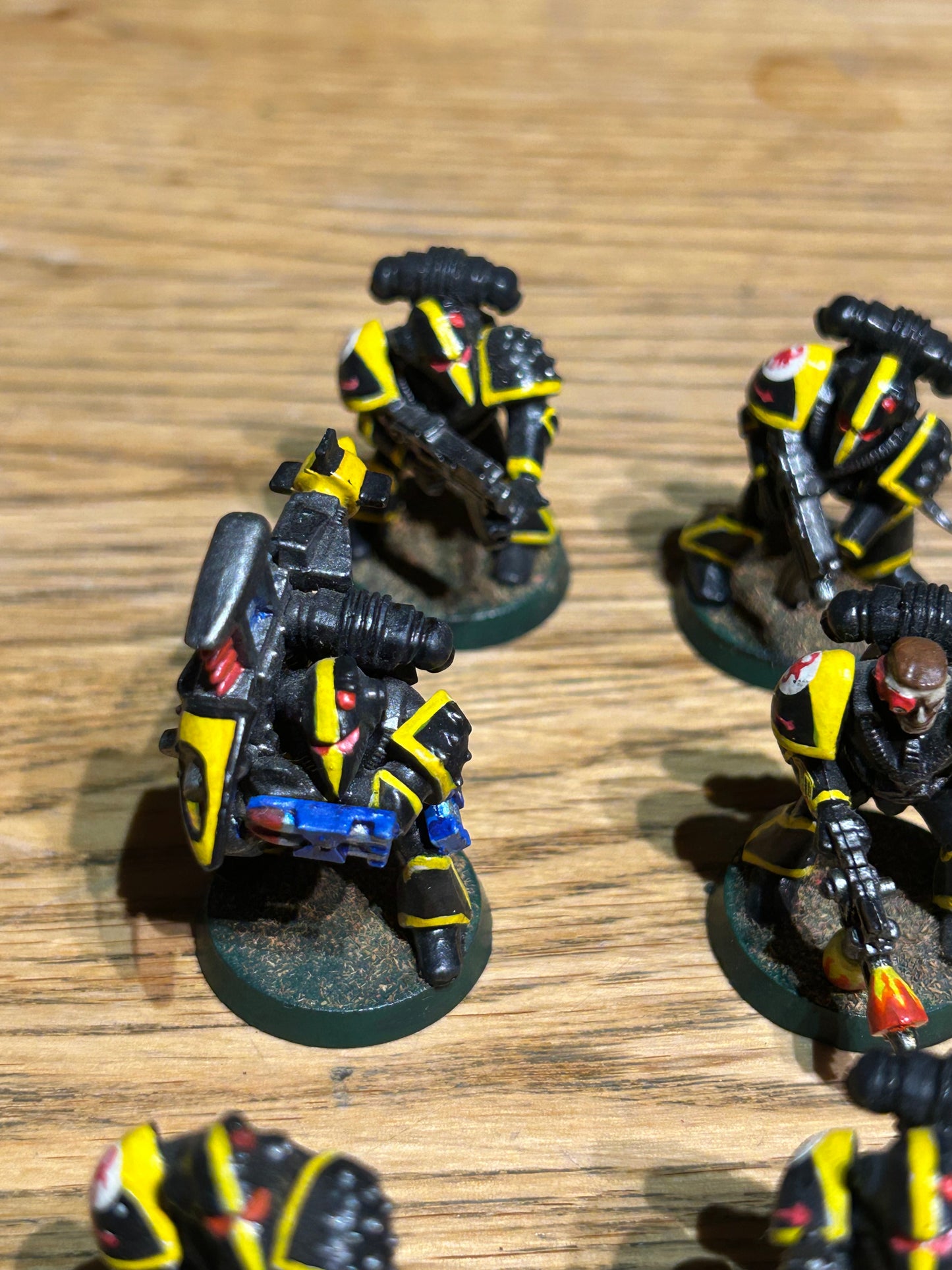 Warhammer 40k rogue trader RTB1 space marines x 12 (missing 2 backpacks)