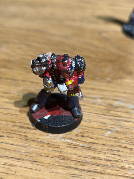 Warhammer 40k Rogue Trader Tech marine with bolt pistol