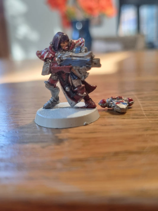 Warhammer 40k sisters of battle sister with bolt gun