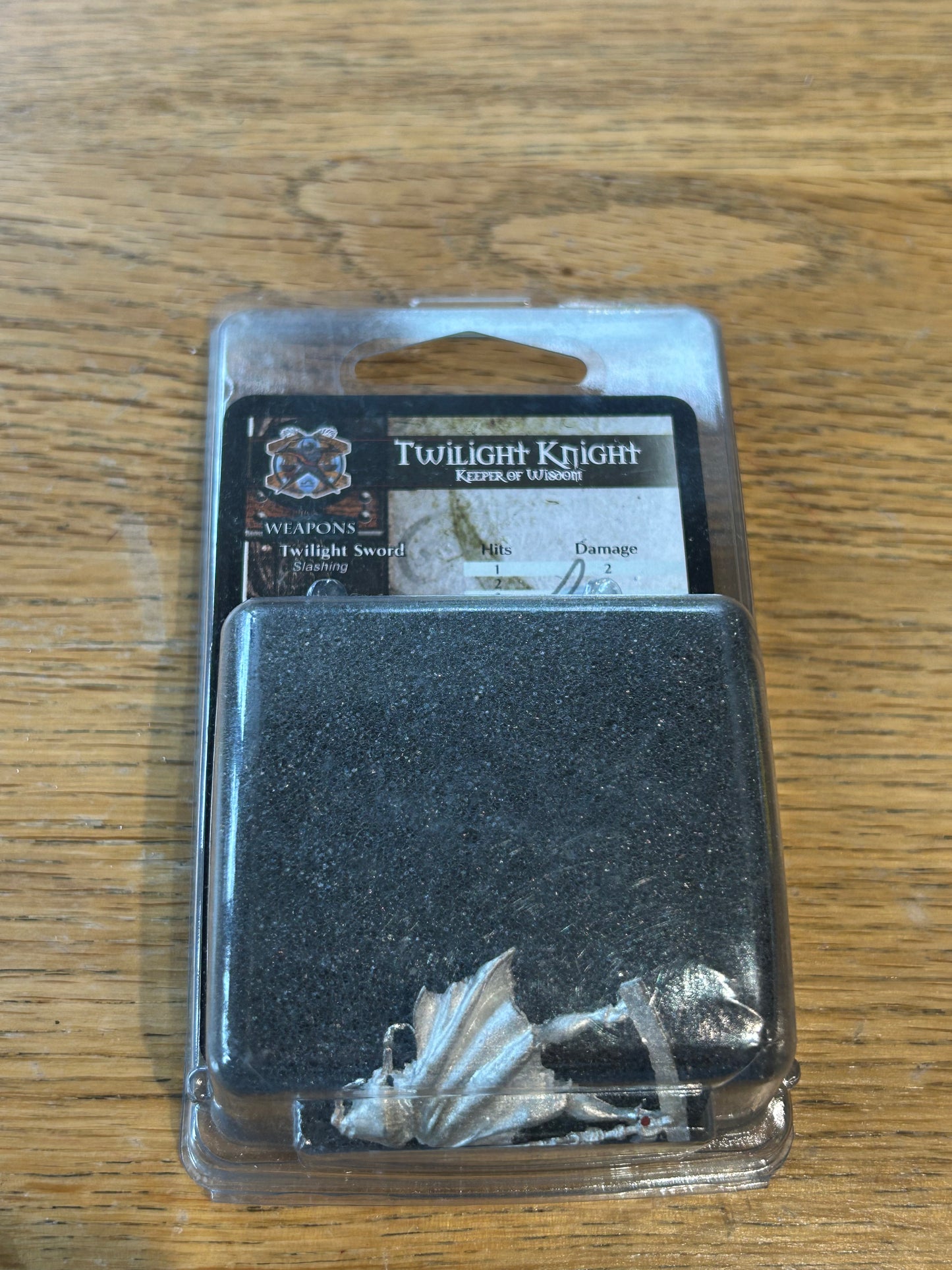 Twilight knight keeper of wisdom metal miniatures blister