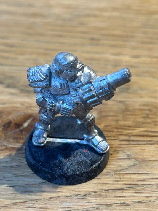 ADEPTUS ARBITES with grenade launcher Metal Imperial Guard Army Warhammer 40K 1992