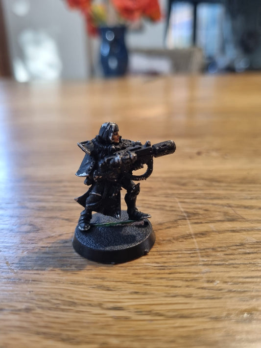 Warhammer 40k sisters of battle sister with melta (no backpack)
