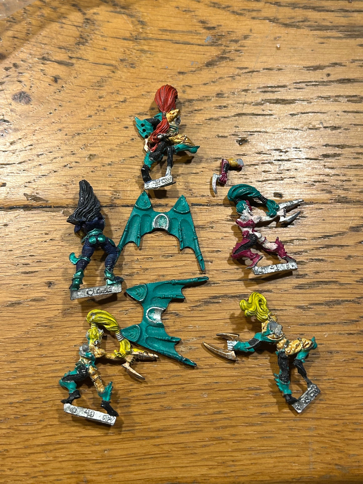 Job lot of dark eldar for spares/conversions (missing parts)