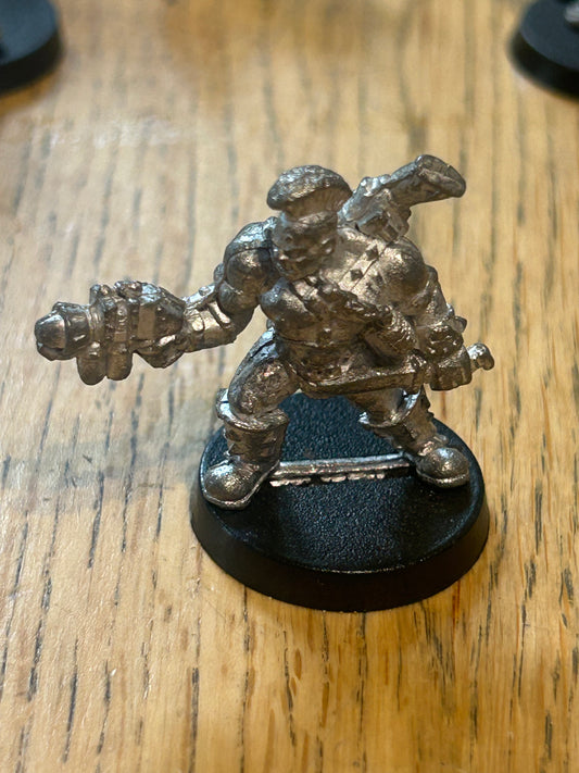 Necromunda Goliath ganger hand flamer and shotgun