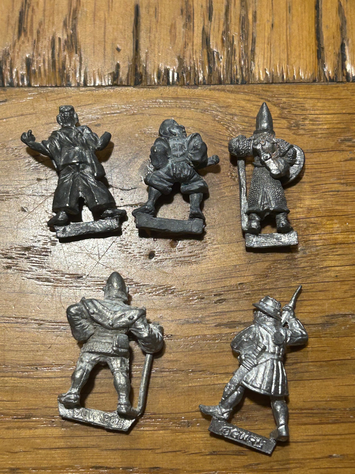 Warhammer fantasy broken humans