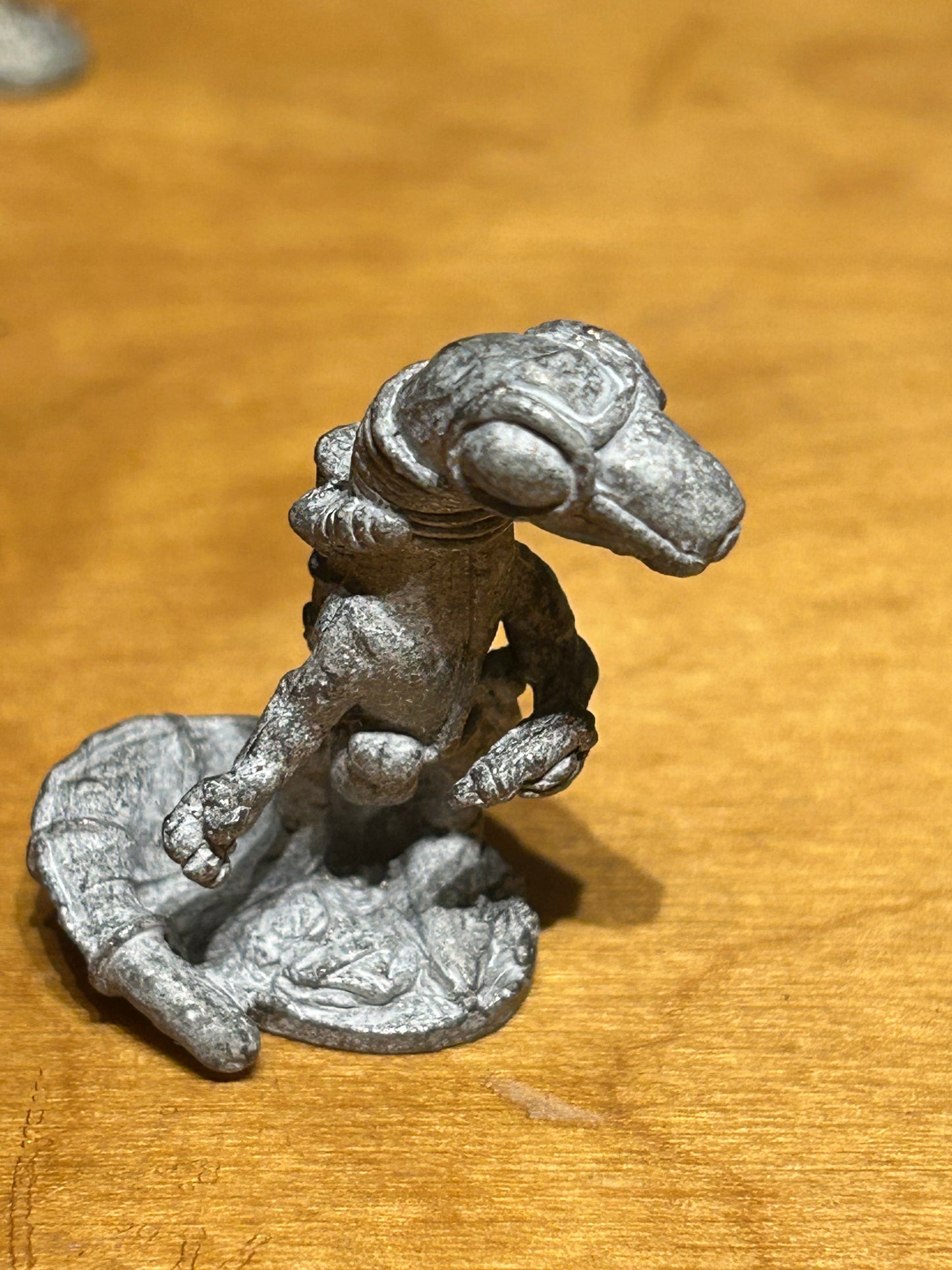 TSR star frontiers 5331 (f)
Sathar in Spacesuit