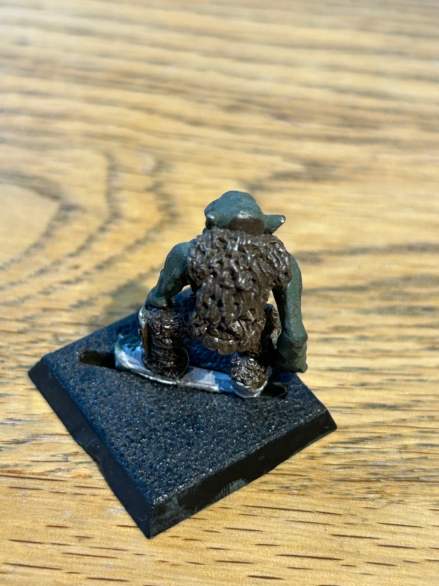 Warhammer - Orcs & Goblins   Classic Orc Villager - Crockit