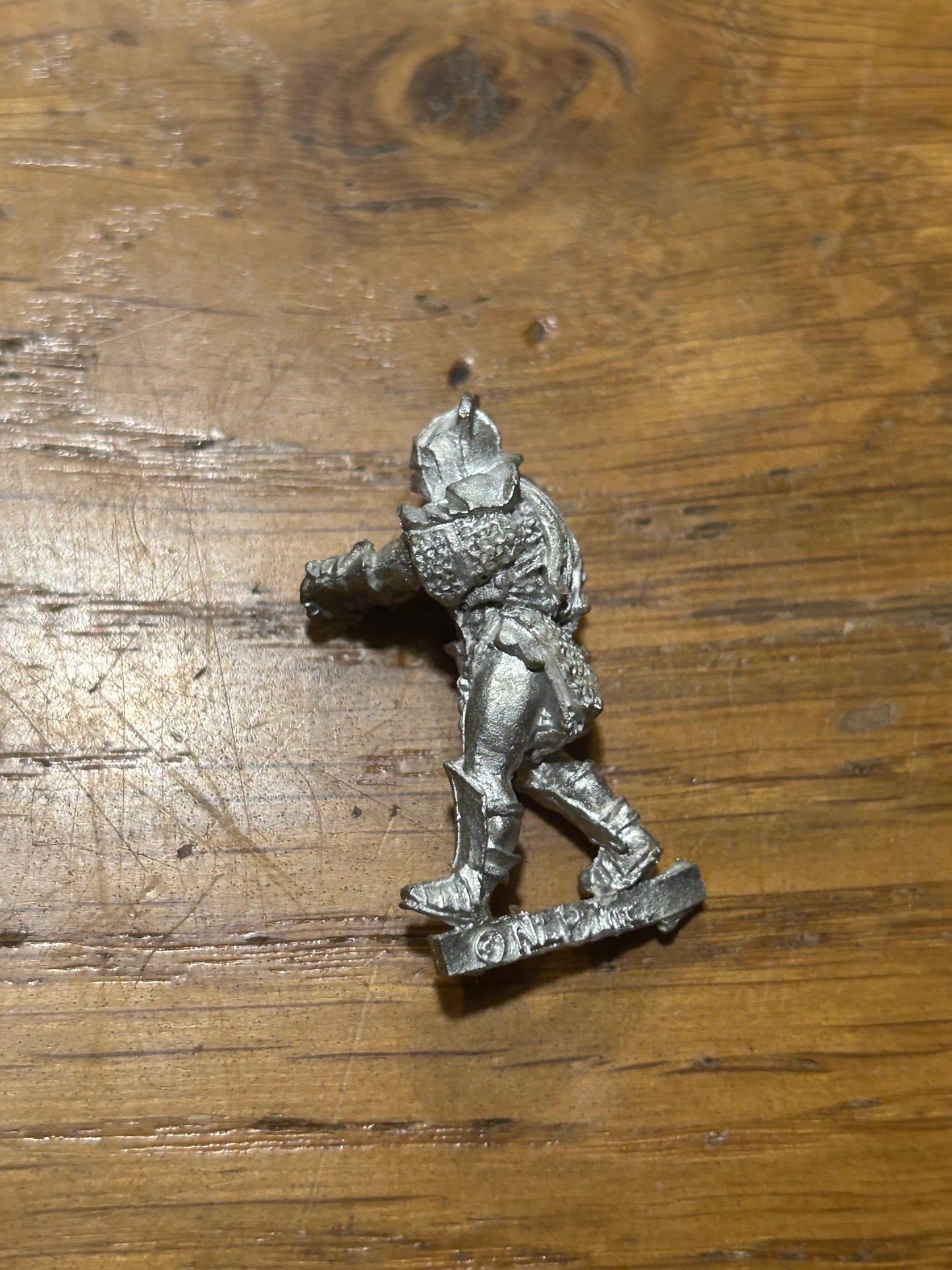 GW Lord of the Rings Uruk Hai crewman