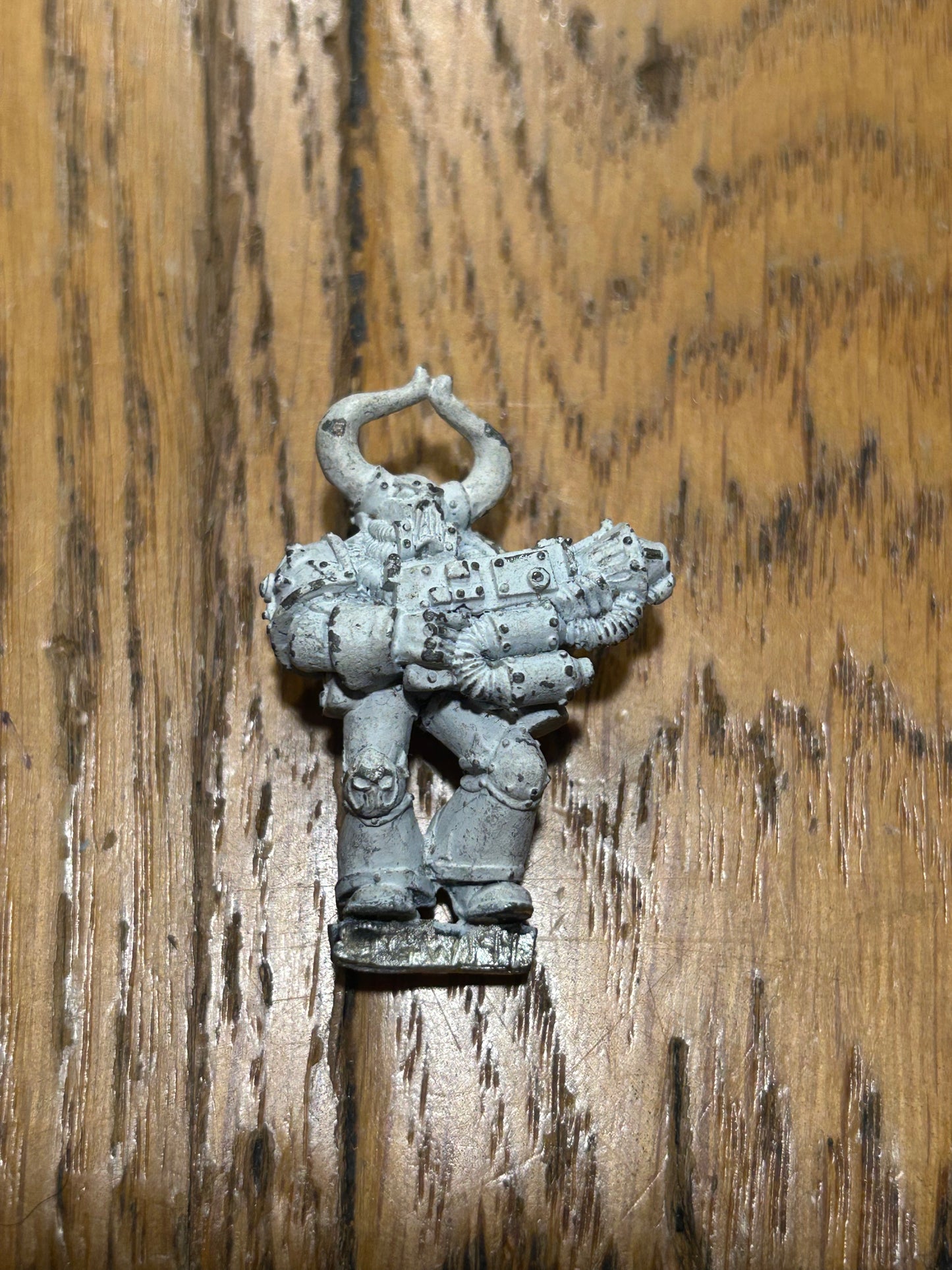 Warhammer 40k metal chaos space marine with flamer (no backpack)