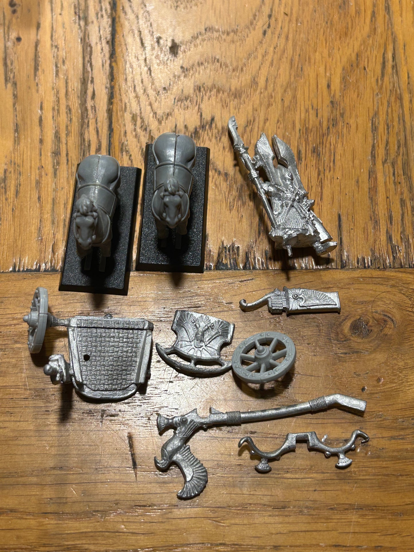 RARE OOP Warhammer High Elf TIRANOC CHARIOT Classic metal citadel (missing tails for the horses)