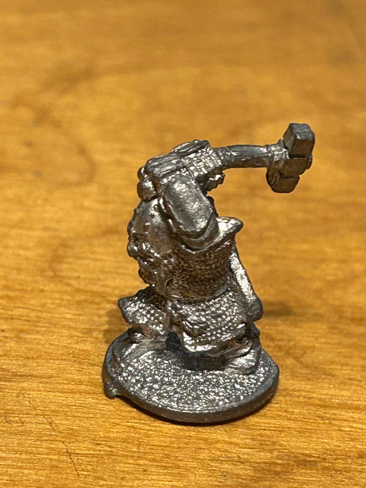 DW3 DWARF WITH HAMMER
 Asgard miniatures