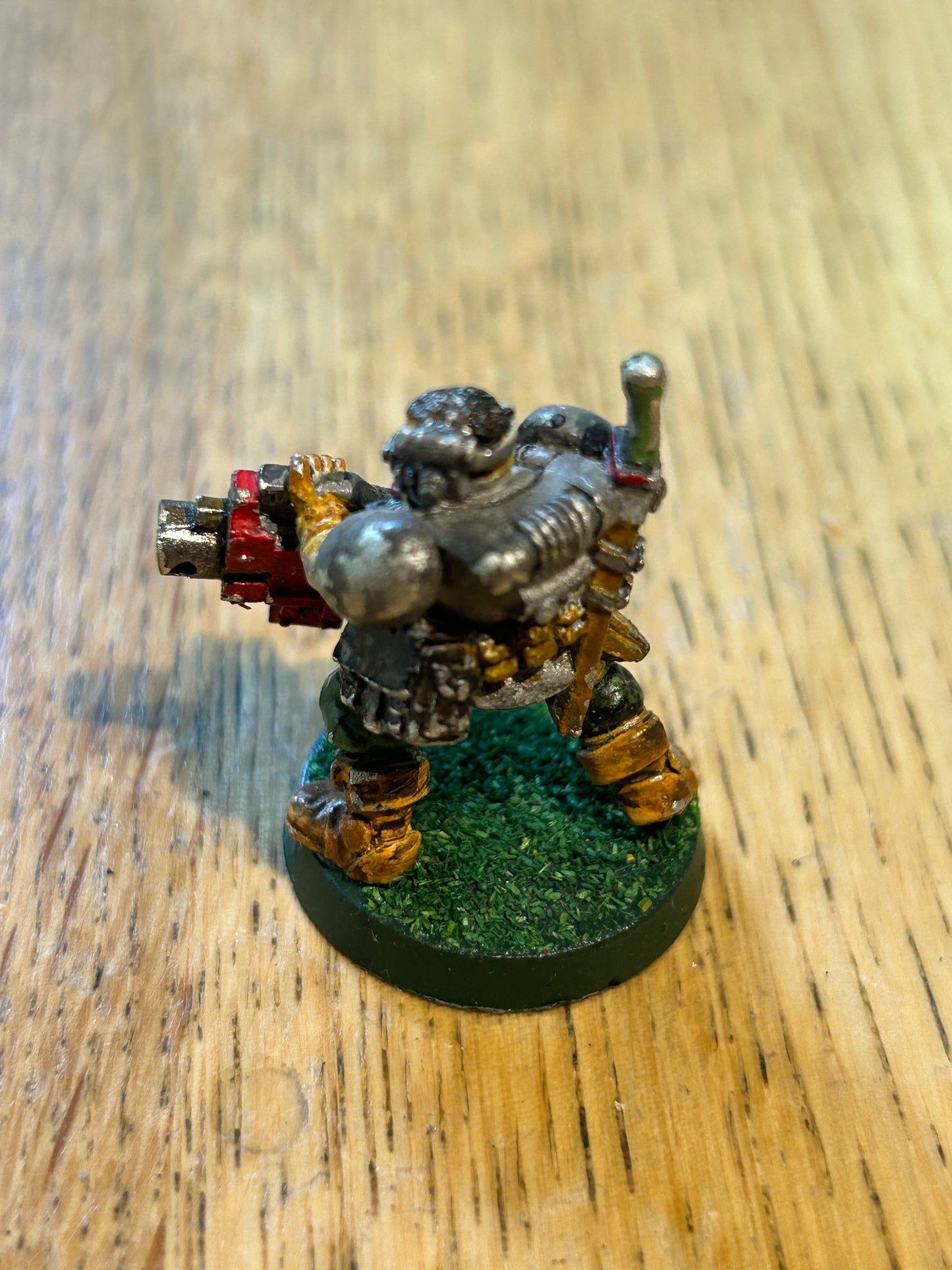 Warhammer 40K - Space Marine Scout with Heavy Bolter - Metal Games Workshop.